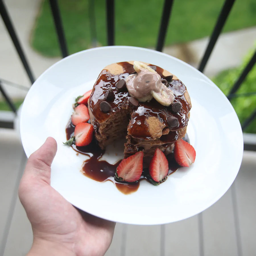 DOUBLE CHOCOLATE FLUFFY STRAWBERRY PROTEIN PINOLE PANCAKES
