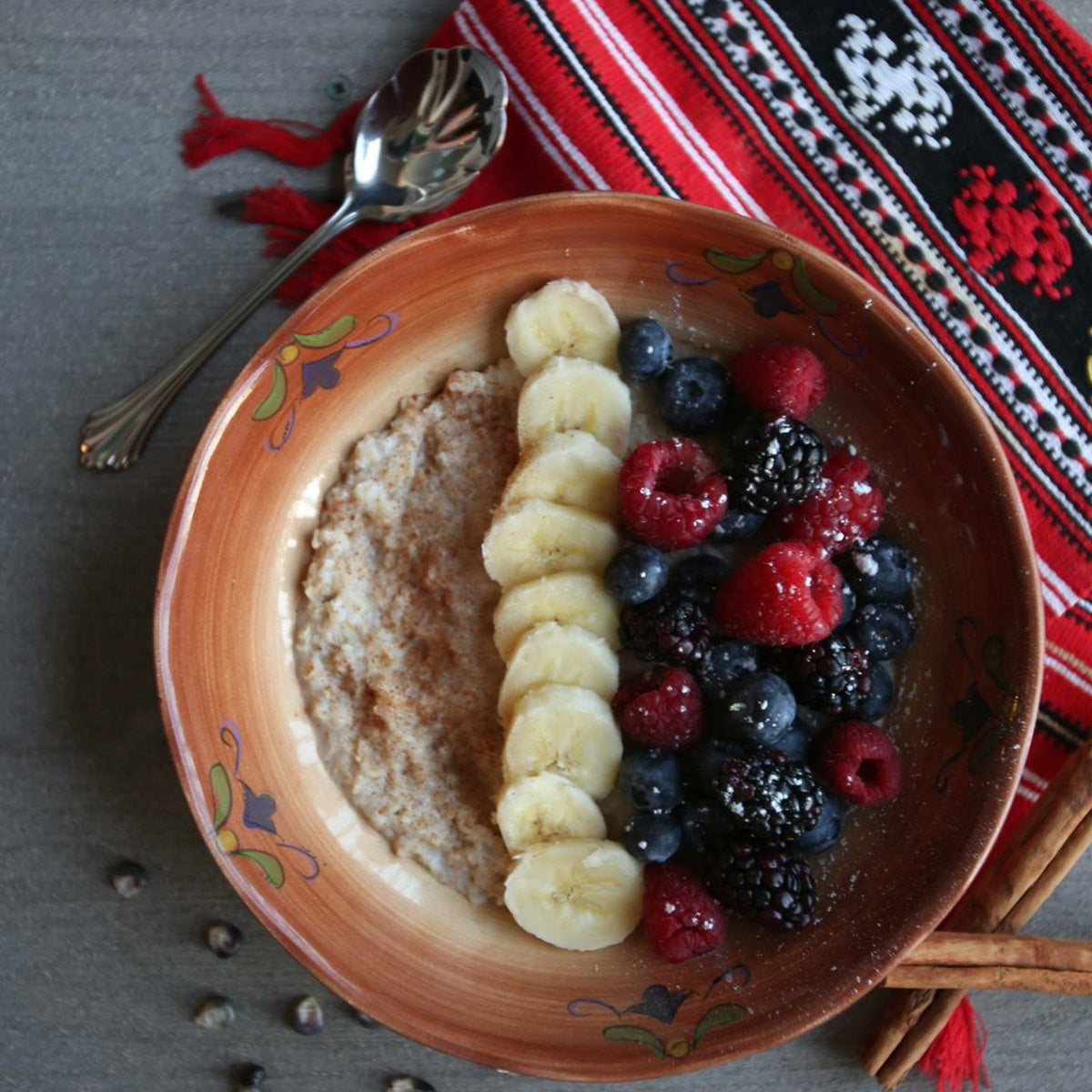 BERRY BANANA PROTEIN PINOLE OATMEAL